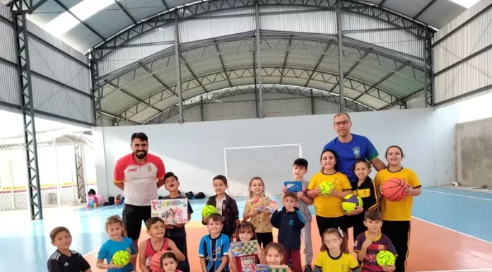 Santa Rosa do Sul: Escolas recebem novos materiais esportivos