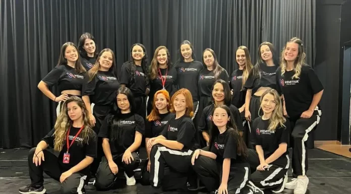 Escola de Dança VIDATIVA de Sombrio impressiona na III Mostra Araranguá em Dança