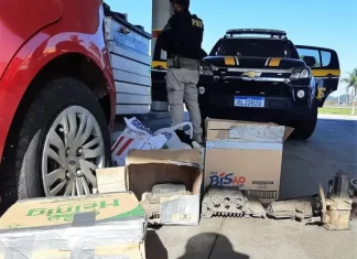 PRF recupera peças de caminhão furtadas na cidade de Sombrio e motorista é preso