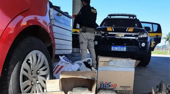 PRF recupera peças de caminhão furtadas na cidade de Sombrio e motorista é preso