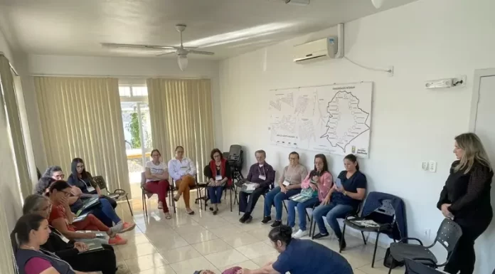 Jacinto Machado: Agentes comunitárias e idosos são capacitados em Primeiros Socorros