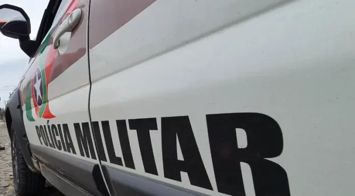 Mulher tem moto furtada em Praia Grande