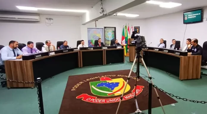 Câmara de Vereadores aprova contas da prefeita Gislaine referentes ao ano de 2021