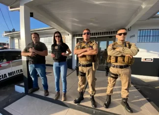 Trabalho conjunto da Polícia Civil e PM de Passo de Torres resulta em cumprimento de mandado de prisão e apreensão de drogas e munição