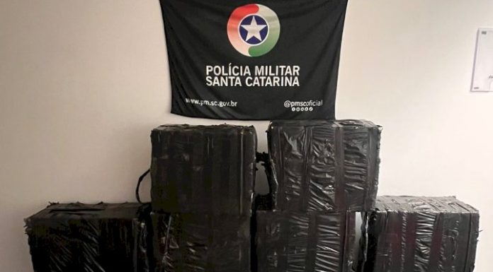 Polícia Militar apreende 329 kg de cocaína no Porto de Navegantes