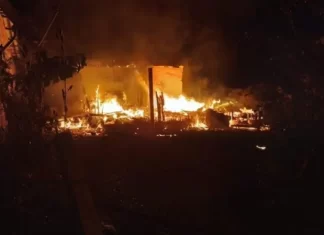 Casa onde ocorreu tentativa de homicídio em Praia Grande é incendiada por criminosos