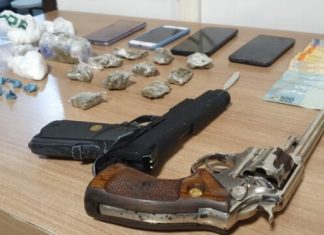 PM prende homem e apreende dois adolescentes por tráfico de drogas em Praia Grande