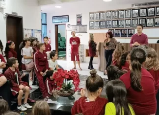 Câmara de Vereadores abre as portas para alunos do colégio IEMES