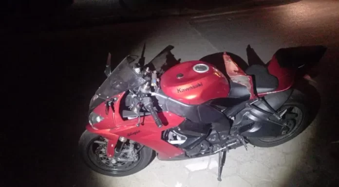 Colisão de carro e moto é registrada em Balneário Gaivota