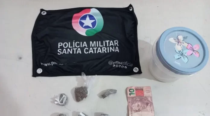 Polícia Militar apreende drogas e conduz suspeito em ação na Vila Isabel