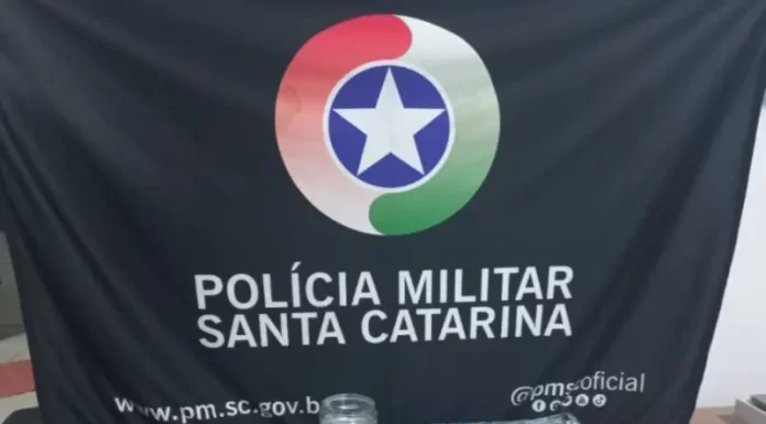 Polícia Militar de Sombrio realiza grande apreensão de drogas durante operação no Bairro Nova Brasília