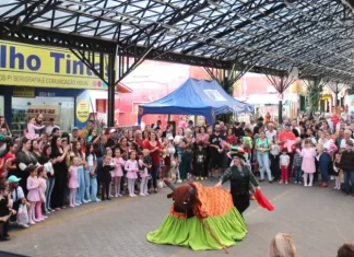 Arraial da Casa da Cultura movimenta o centro de Sombrio