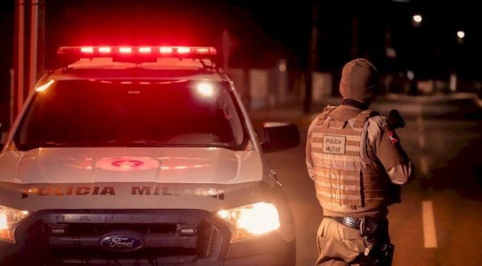 PM prende homem que ameaçava mulher e filhos em Araranguá