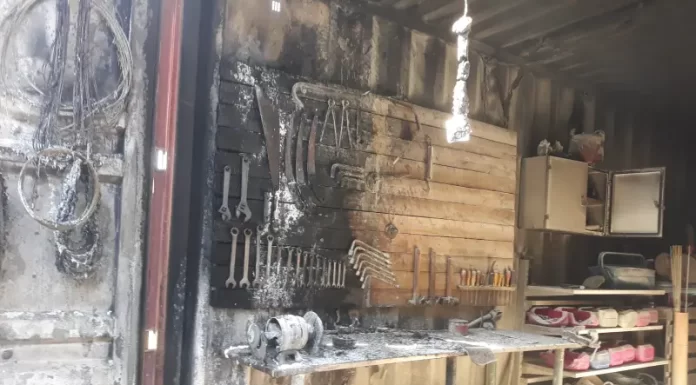 Funcionários agem rapidamente e apagam incêndio no interior de Jacinto Machado