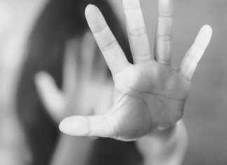 Homem é preso por estupro em Sombrio após denúncia de passageira de ônibus