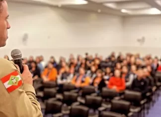 PM realiza Instrução de protocolo de segurança escolar para servidores da rede estadual e privada de ensino