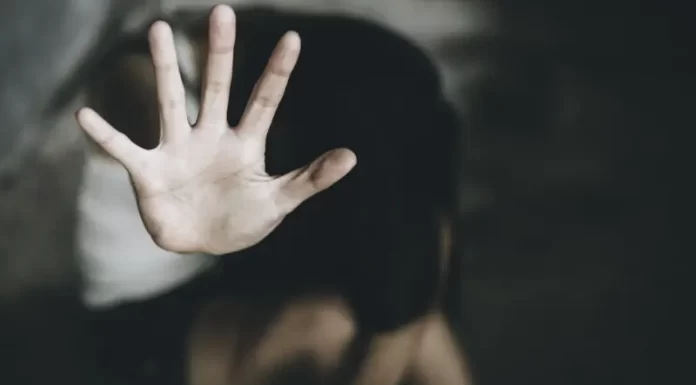 Jovem denuncia avô de consideração por importunação sexual em Balneário Gaivota