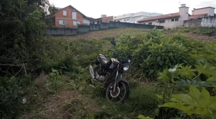 Polícia Militar recupera moto furtada em Sombrio