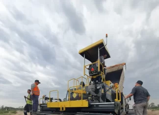 Balneário Gaivota: Parque Industrial recebe asfalto