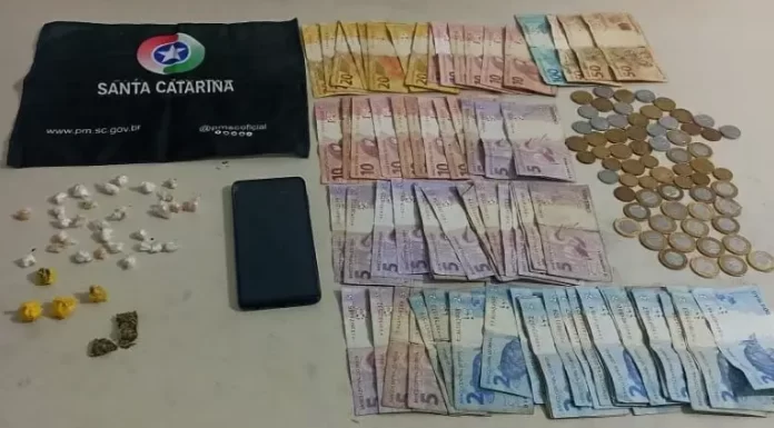 Apreensão Significativa de Drogas na Favela do Ucca em Araranguá e menor com varias passagens a apreendido