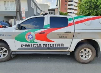 Ciclista é atropelada em Sombrio e condutor envolvido foge do local