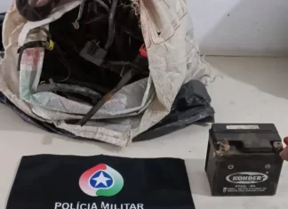 Dois são capturados pela PM furtando peças de carro em pátio de Sombrio