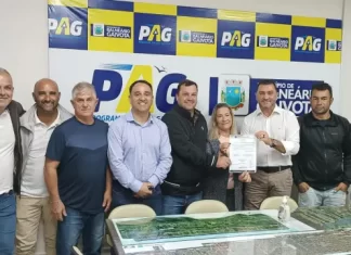 Administração de Balneário Gaivota entrega ordem de serviço para pavimentar ruas no bairro Santa Fé