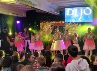 Dia do Estudante na Escola Nilza lota auditório com Show de Talentos
