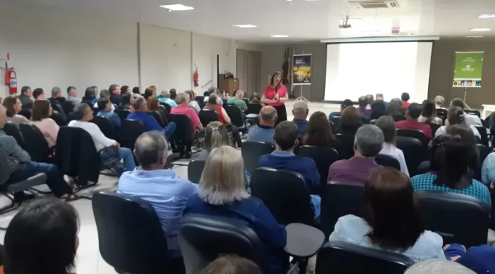 Núcleos femininos da Cooperja participam de Encontro de Casais