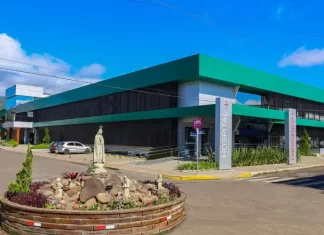Hospital de Praia Grande promove bazar com produtos aprendidos pela Receita Federal