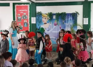 Sombrio celebra o Dia Nacional da Educação Infantil
