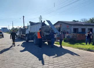 Telhas começaram a ser entregues em Sombrio