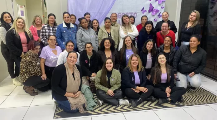 CEAC realiza roda de conversa sobre o Agosto Lilás