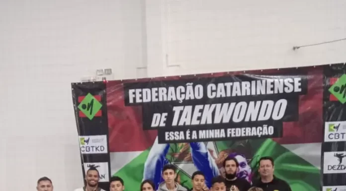 Taekwondo de Balneário Gaivota conquista 29 medalhas no 2⁰ Combate Open de Criciúma!