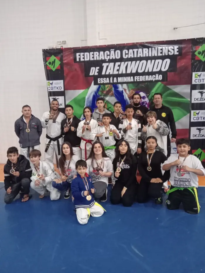 Taekwondo De Balneário Gaivota Conquista 29 Medalhas No 2⁰ Combate Open