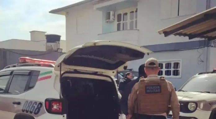 Motorista de aplicativo vive momento de terror em assalto
