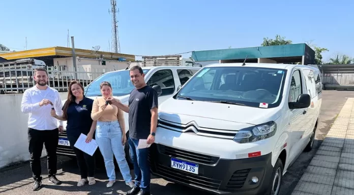 Saúde de Jacinto Machado conta com duas novas vans