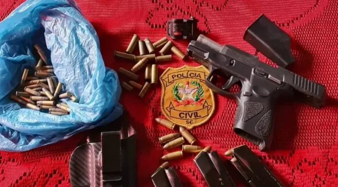 Polícia Civil prende homem em flagrante com arma 9mm e munições