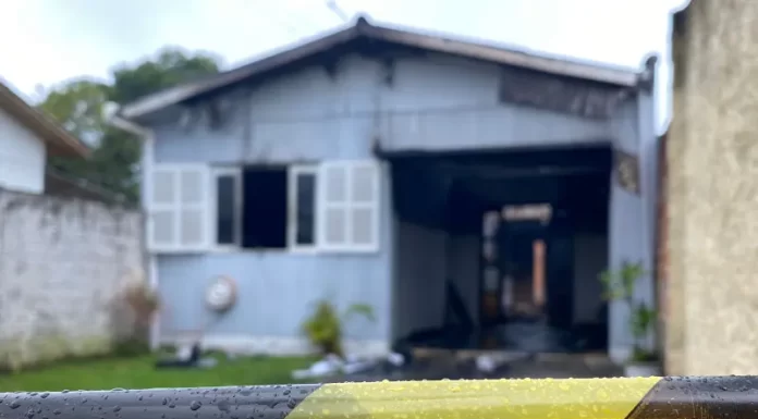 Tragédia em Sombrio: Mulher é morta a facadas pelo namorado