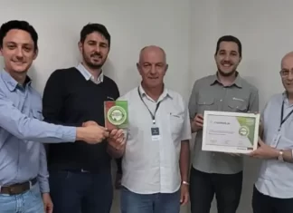 Cooperja é tricampeã no tratamento de sementes e a única do Brasil na cultura do arroz