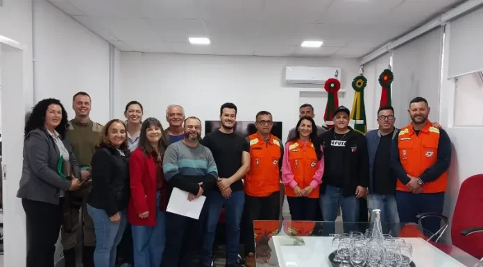 Força Tarefa de Sombrio se reúne após alerta de alto volume de chuva