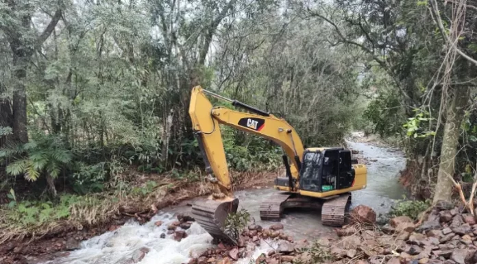 Prefeitura de Praia Grande trabalha intensamente para evitar enchente e alagamentos