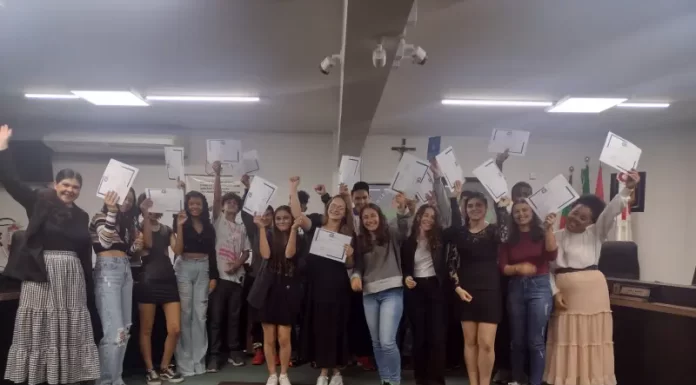 CIEE e Prefeitura de Sombrio formam estudantes em iniciação do trabalho