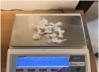 Ação da PM resulta na apreenção de drogas e condução de suspeito em Araranguá