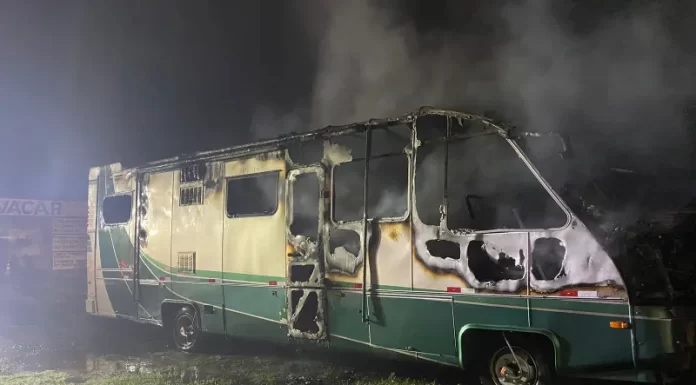 Suspeito de incendiar motorhome do prefeito Kekinha é preso em Balneário Gaivota