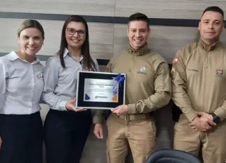 Reconhecimento: Polícia Militar de Turvo é Homenageada