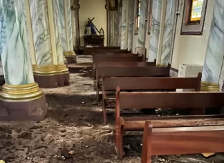 Igreja Matriz de Santo Antônio de Pádua de Sombrio é atingida por temporal e sofre grandes danos