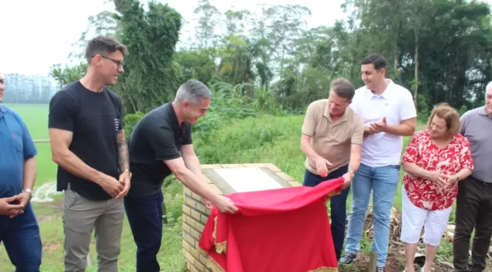 Administração de Ermo inaugura asfalto da Rodovia dos Imigrantes