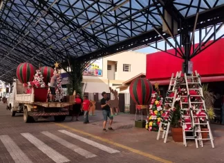 Decoração natalina começa a ganhar as ruas de Sombrio