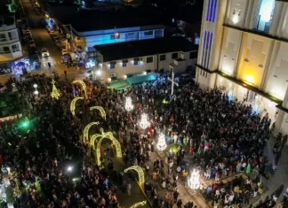 Abertura do Natal dos Canyons reuniu milhares de pessoas